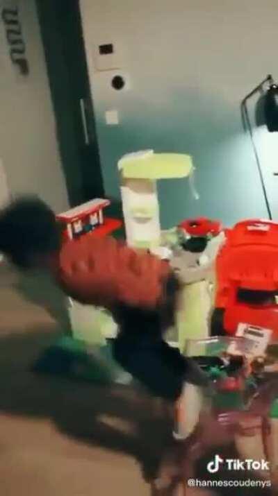 This kid learned Newton's 3rd Law of Motion the hard way