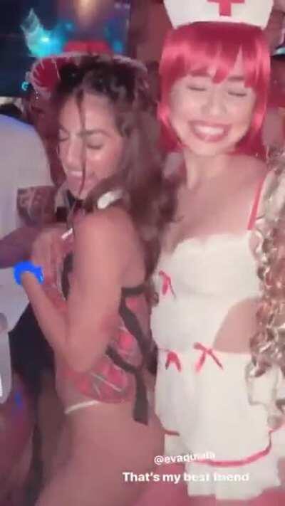 Eva Quiala and her costume