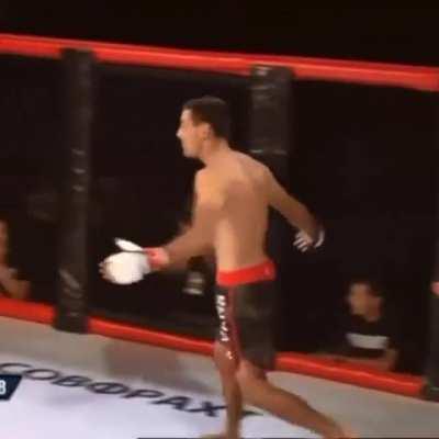 Referee chokes out fighter after he was knocked out