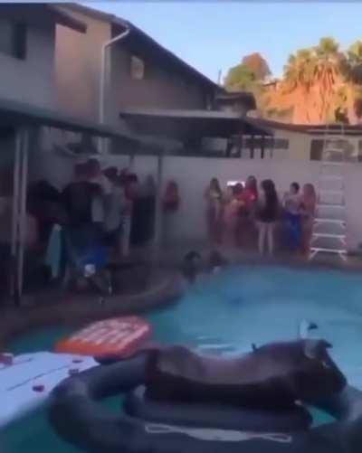 HMC while i jump in the pool