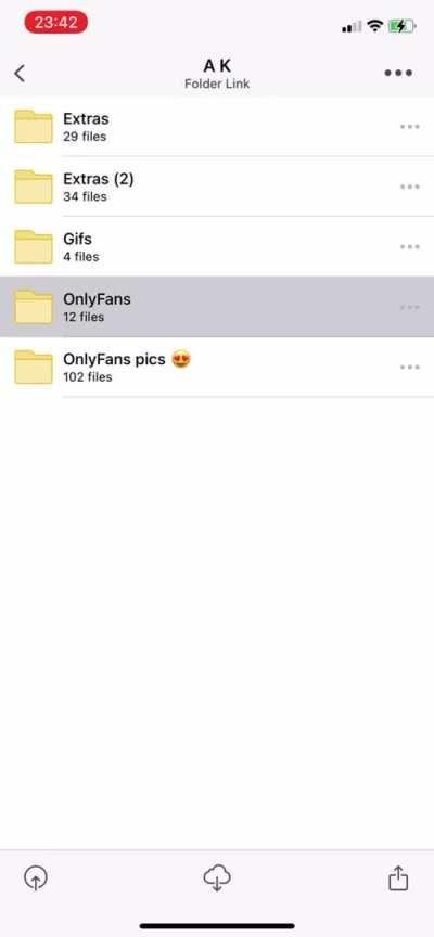 Ash Kash&rsquo;s biggest mega folder📁, All of her onlyfans videos and photos including blowjob, anal, creampie, sex tapes etc&hellip; DM me to get it 💦👀