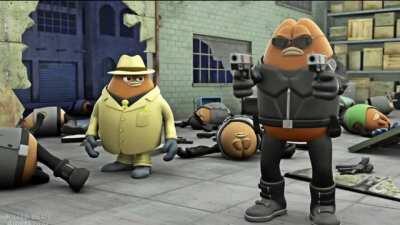 Cappuccino offends a dark bean