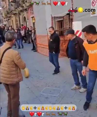 Palio dei Caci cheese rolling competition