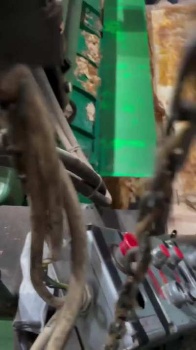 Slicing burr wood into thin sheets for decorative veneers