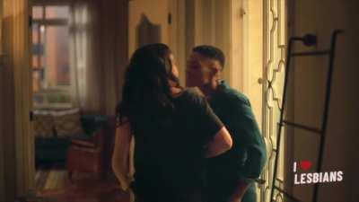 Manoela Aliperti & Tamirys O'Hanna (As Five - s02e04 - Scene #2)