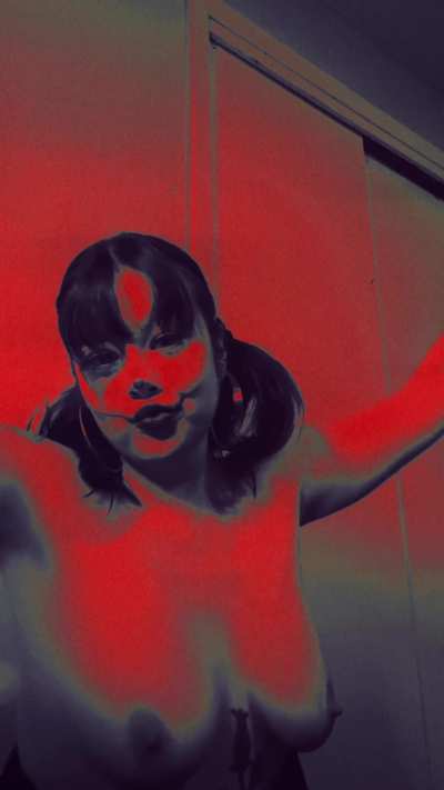 Cream this pie 🎪🖤🤡