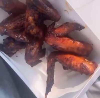 These wings got the Baltimore people wildin