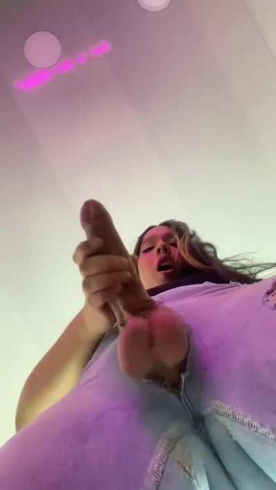 Anyone got a sub for this stuff or know who she is