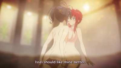 Who has the bigger boobs ?