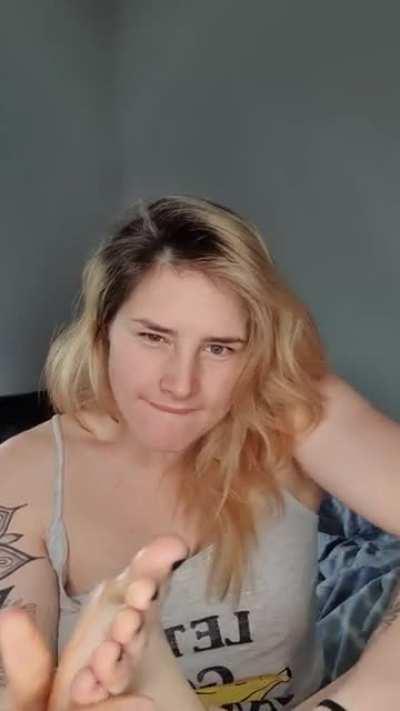 Love having my toes for breakfast