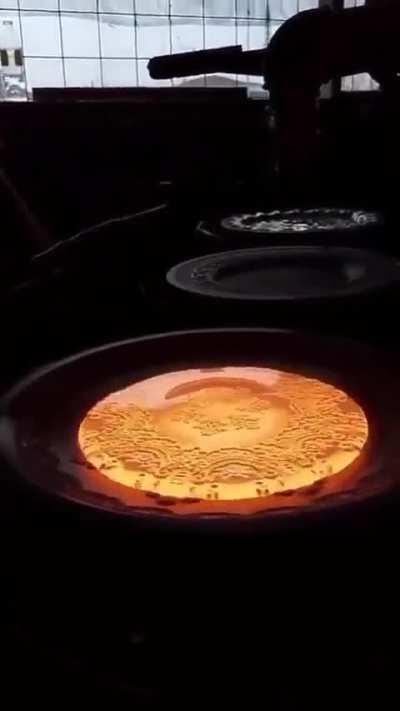 How to Make a Decorative Glass Plate!