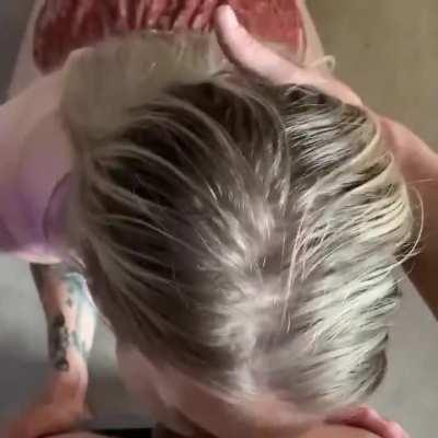 Blondie going balls deep