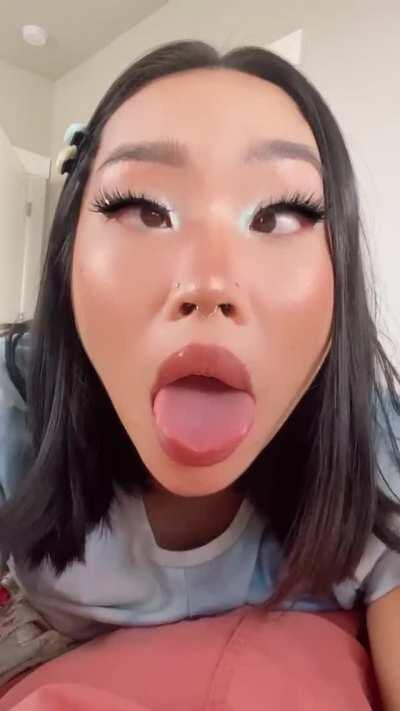 First Ahegao Gif