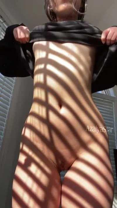 Do guys actually like small boobs?🥺