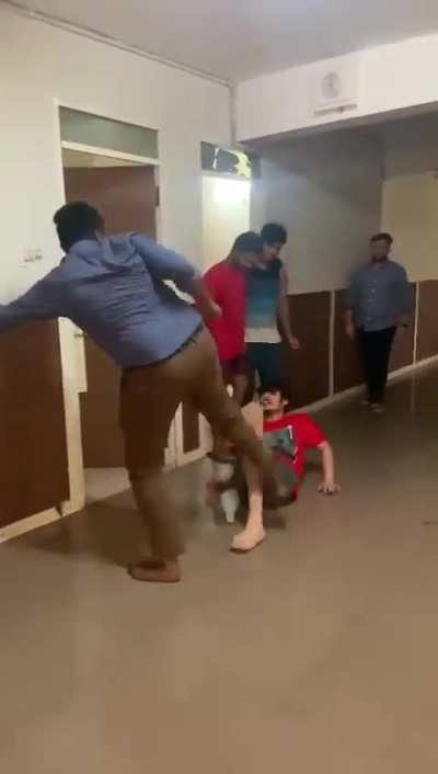 fight occur in Kiit Univerity india 🍿🍿