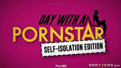 Phoenix Marie - Feeling Up Phoenix