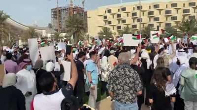 To the people who commented that nobody would show up when I posted about this protest.