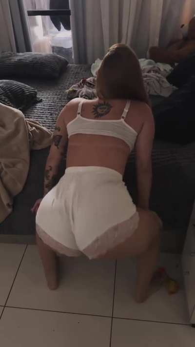 😝