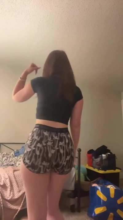 More 360s to show off that ass