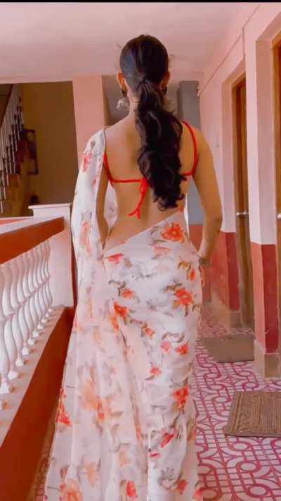 Saree nice ass