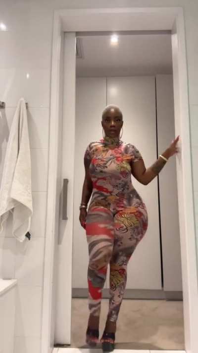 natural african big booty [Dudu]