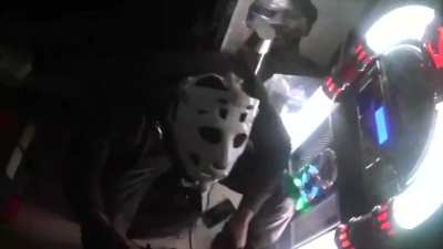 do anyone got any snippets/music videos (preferably carti) in this asthetic?? carti - lean 4 real