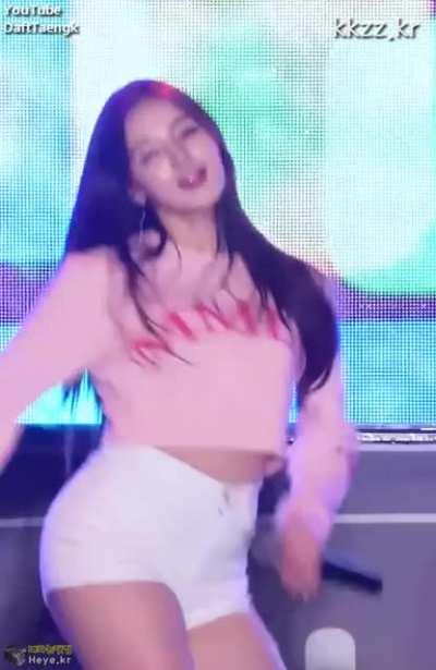 Nancy Jewel (Momoland)