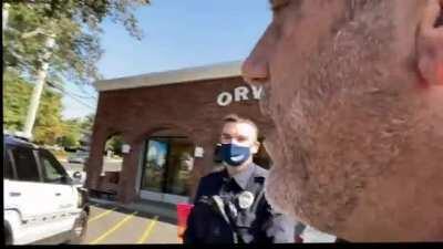 "Trader Joes hates freedom": Another mask freakout at a grocery store