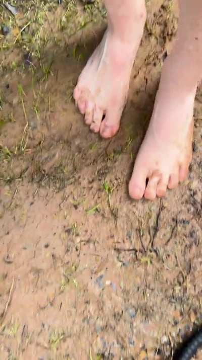 I Love When My Feet Are Wet & Nasty