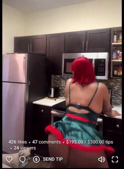 Titties always playing peekaboo 