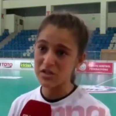 13 yaşındaki Şanlıurfalı minik hentbol oyuncusu Merve Akpınar: 