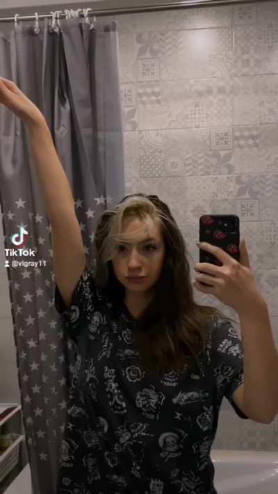 Bath challenge or fuck me rn 😈