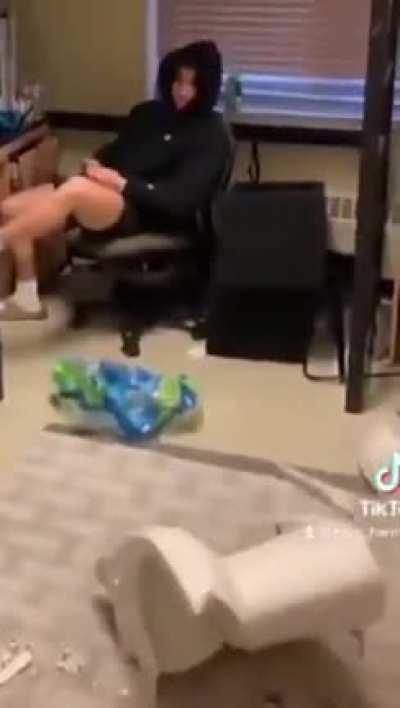 THEY DESTORYED MY FUKKCING TOILET COLLELEDCTION!!!!!!!!