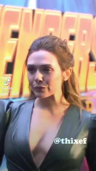 Sexy af, easily her best look