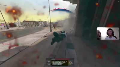 I used my WHOLE arm to aim WHILE on controller, took down a TTV streamer and became the COD GOD.