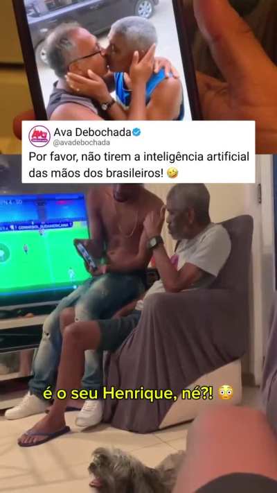 Como explicar para os mais velhos não acreditarem em tudo que vêem na internet