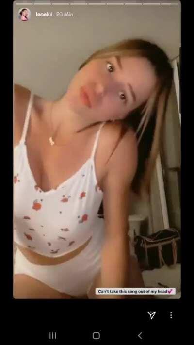 🔥 lea wants to ride... 🔥