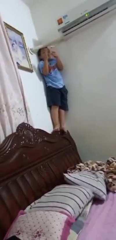 氪金变强第一步,考刷父母结婚照上的脸完成支付