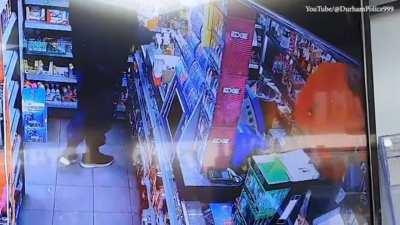 WCGW robbing a store