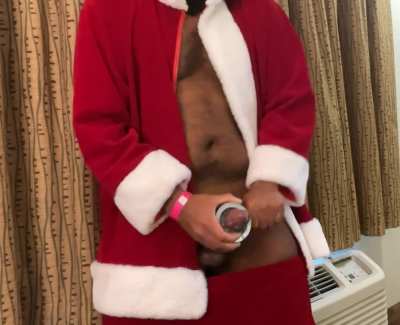 Stroking out a moaning cumshot in Santa Claus 