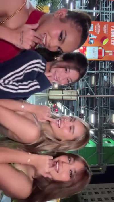 Kiskisan ng osus si Christine at Yska eh 💦🥵