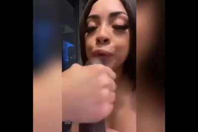 Message me so you can get in premium!! All u need is the mega app and a few bucks to join