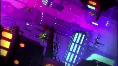 so Ekko surfs Camille's cake