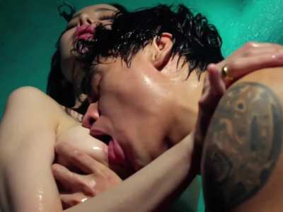 Julia Victoria --- Sisid Marino(2024).