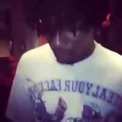 she wanna pop a lil' pill💊