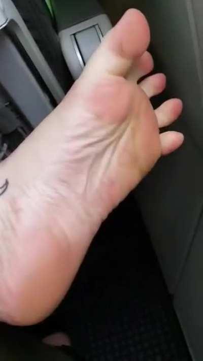 On the airplane, caught the guy next to me filming them later on 😅