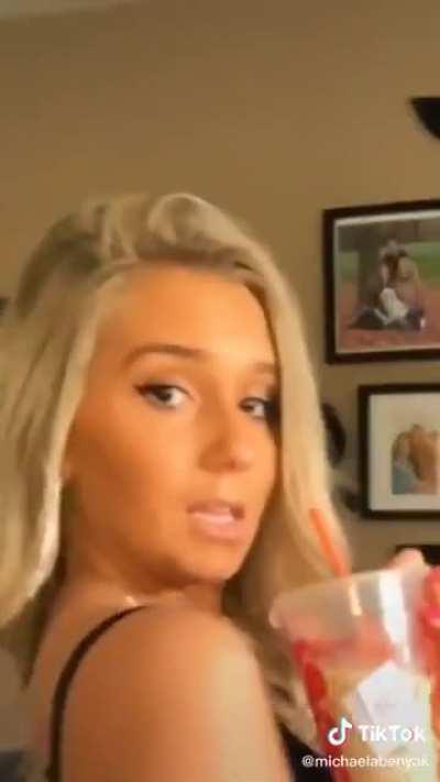 TikTok has so many girls showing off their flare pants