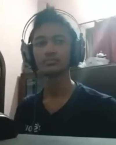 Juan cuando ve una mosca: