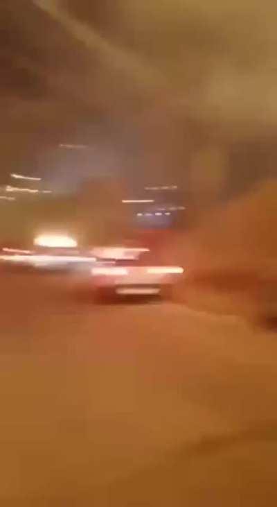 The wildfire spread to the thermal reactor plant in Marmaris, Turkey. the district center there is completely evacuated. The thermal reactor plant has 40 thousand tons of coal stock. There are also hydrogen tanks. (04/08/2021)