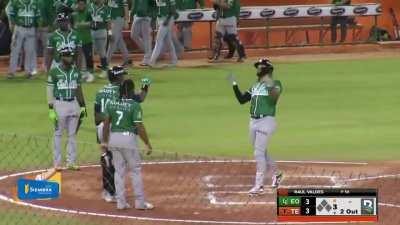 [Highlight] [Highlight] Fernando Tatis Jr. hits a game tying home run for Estrellas Orientales in a LIDOM game